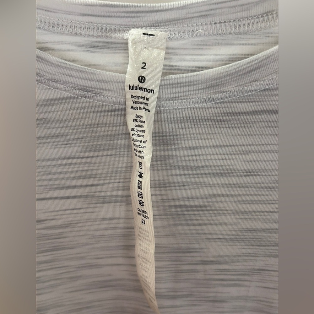 Lululemon Long Sleeve Women’s Top In Gray Size 2 New Yoga Athletic Casual - Picture 8 of 10